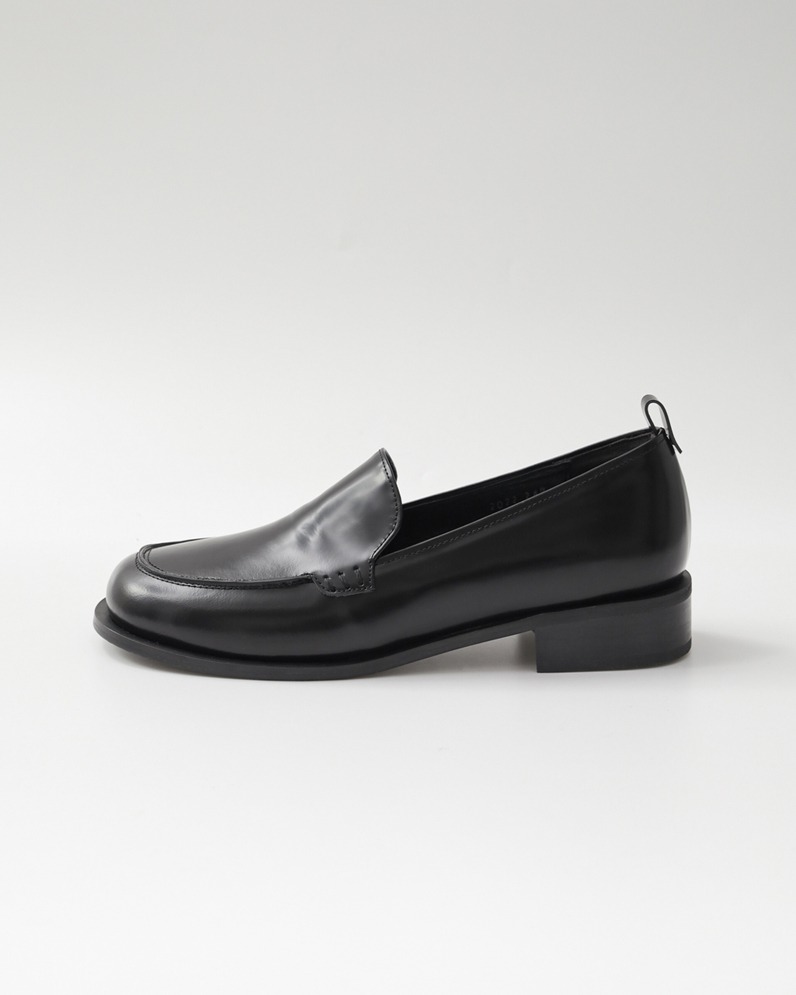 Square Toe Loafers (BLACK)